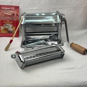 Imperia SP150 Pasta Machine Made in Italy Chrome w Cutter Clamp Crank in Box